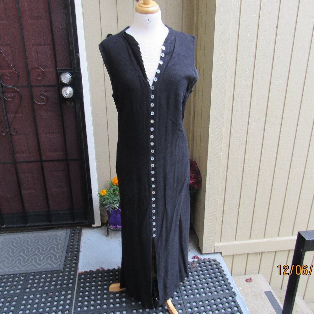 #679  WOMAN'S CASUAL LONG DRESS OR VEST BY POLLERO VIA VAI  (SIZE L)